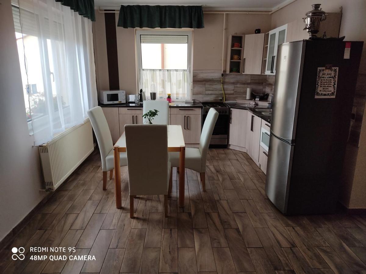 Fox Apartmanok Хевиз Экстерьер фото