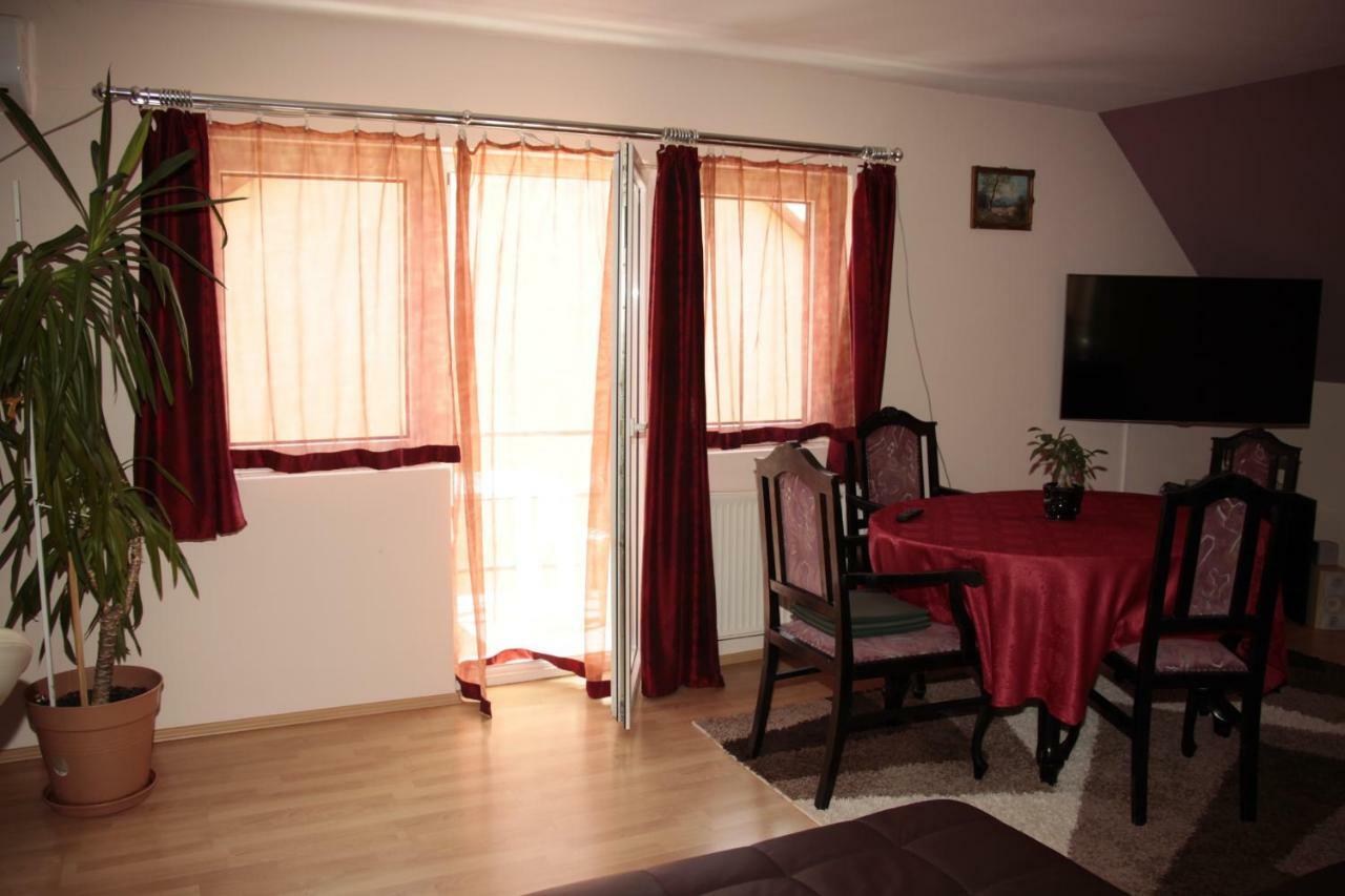 Fox Apartmanok Хевиз Экстерьер фото