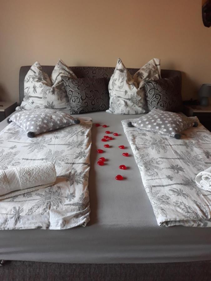 Fox Apartmanok Хевиз Экстерьер фото
